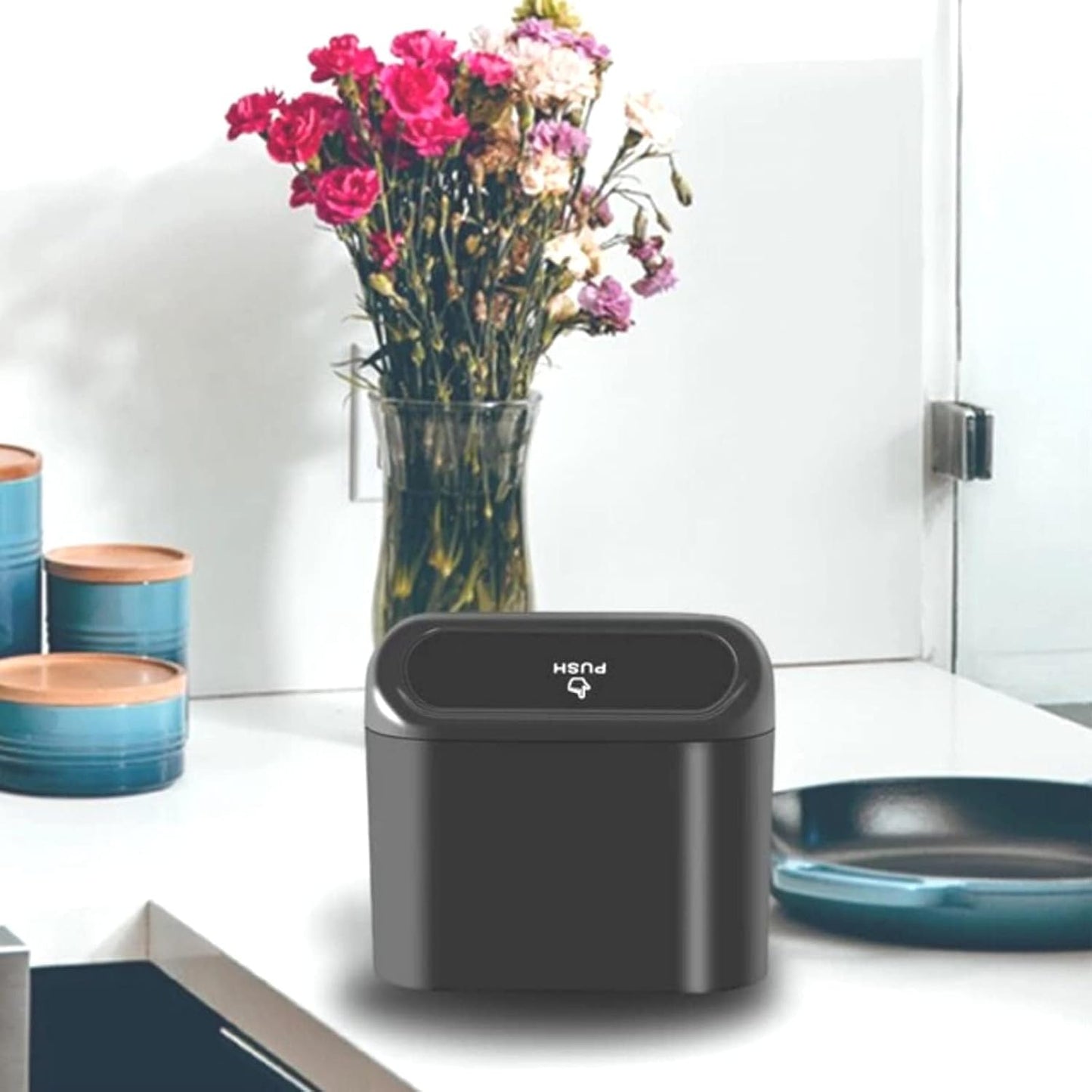 Car Trash Can with 2 Garbage bag rolls