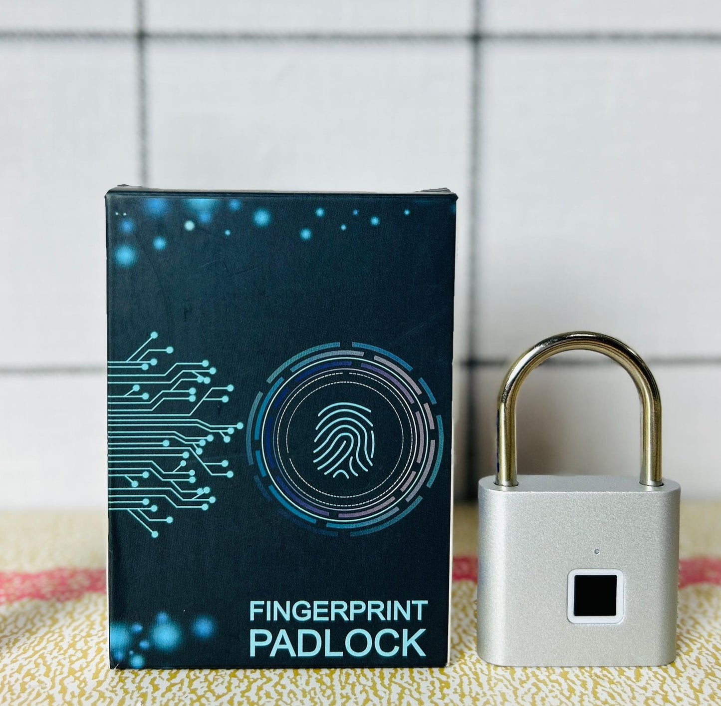 قفل بصمة الإصبع الذكي